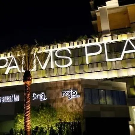 Palms Place Beautiful High Rise Condo With Strip Views 23Rd Floor-2